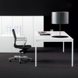 Bureau de Direction Design Bianco Nero de FANTONI en coloris blanc.